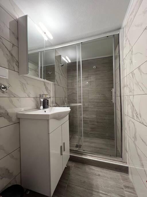 Luxury Prive Penthouse Serres